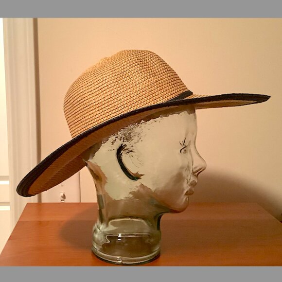Charter Club Beige Summer Hat - wide Panama-style brim, polyester blend -NWOT - Picture 4 of 6